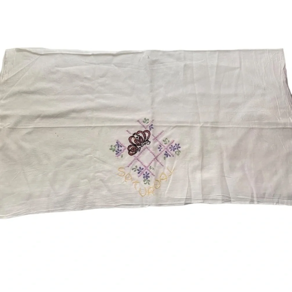 Vintage Flour Sack Embroidered Weekend Days Kitchen Towels Fri Sat Sun Butterfly